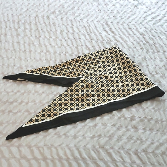 RICHARD ALLAN x H&M: Satin Blouse with Scarf - Picture 7 of 10